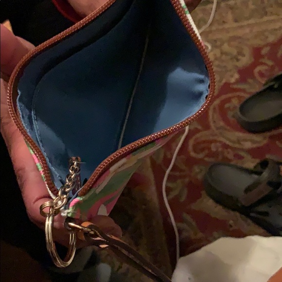 Purse - Picture 2 of 4